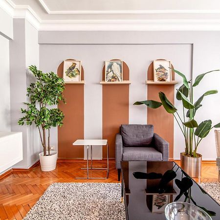 Gorgeous Flat With Lovely Balcony In Nisantasi Istanbul Bagian luar foto