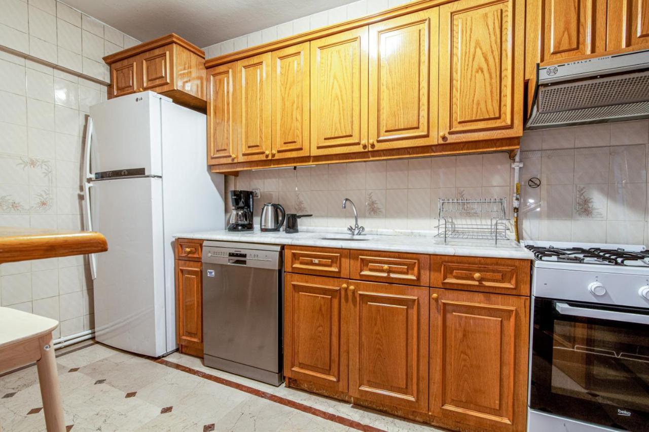 Gorgeous Flat With Lovely Balcony In Nisantasi Istanbul Bagian luar foto